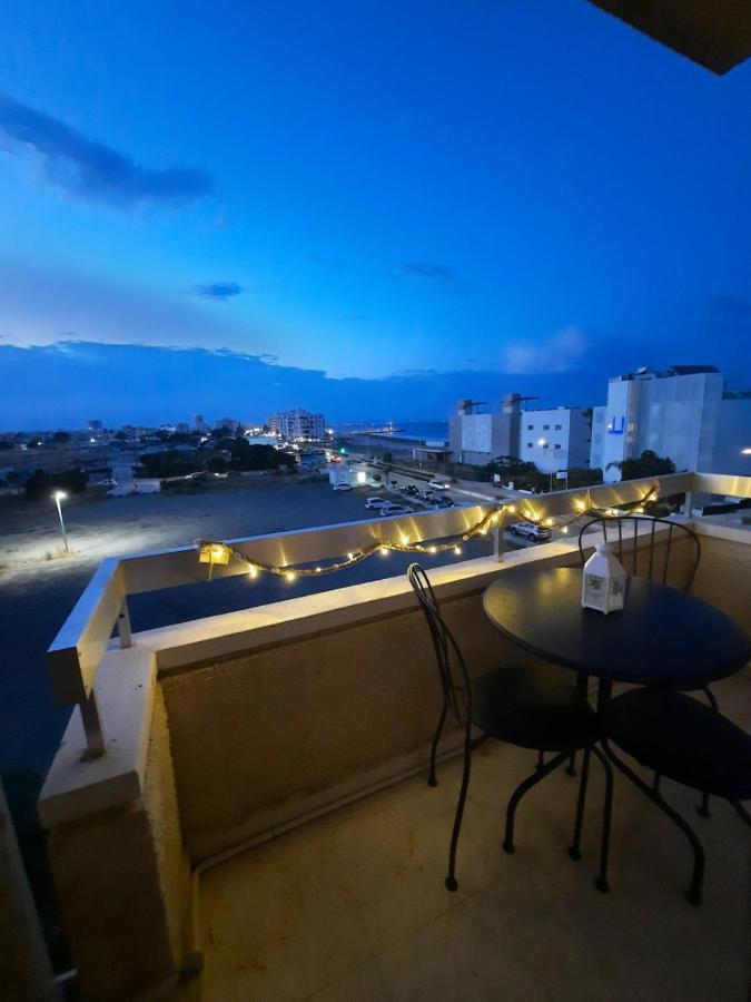 Sea-Esta Seaview Apartment, 200 Meters To The Beach Larnaca Exteriör bild