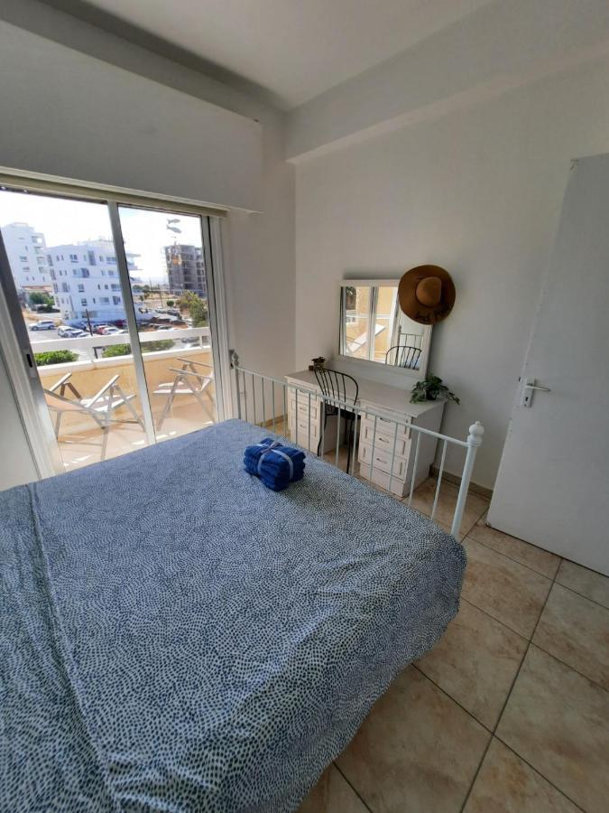 Sea-Esta Seaview Apartment, 200 Meters To The Beach Larnaca Exteriör bild